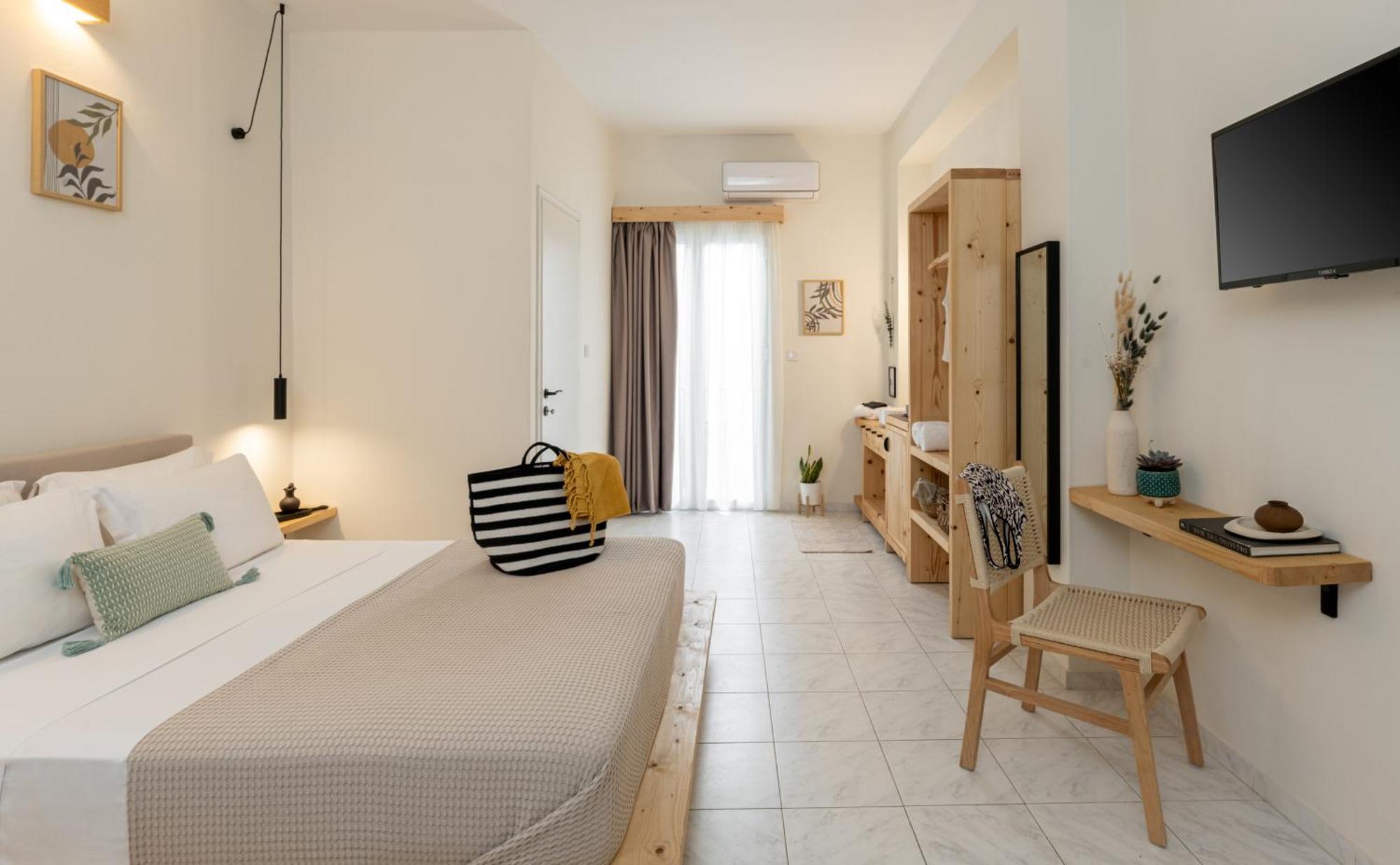 Capella Skiathos, Town Bagian luar foto