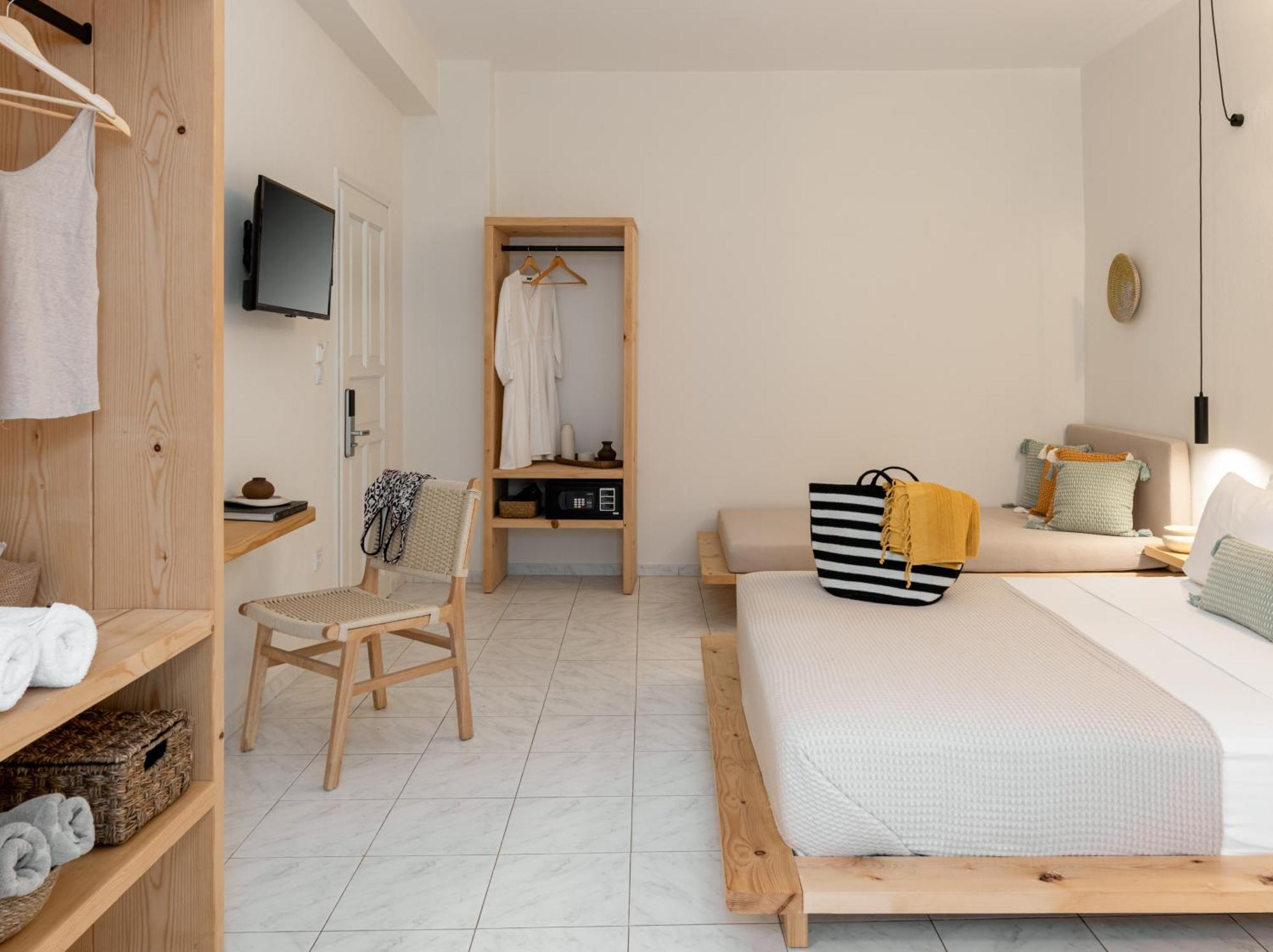 Capella Skiathos, Town Bagian luar foto