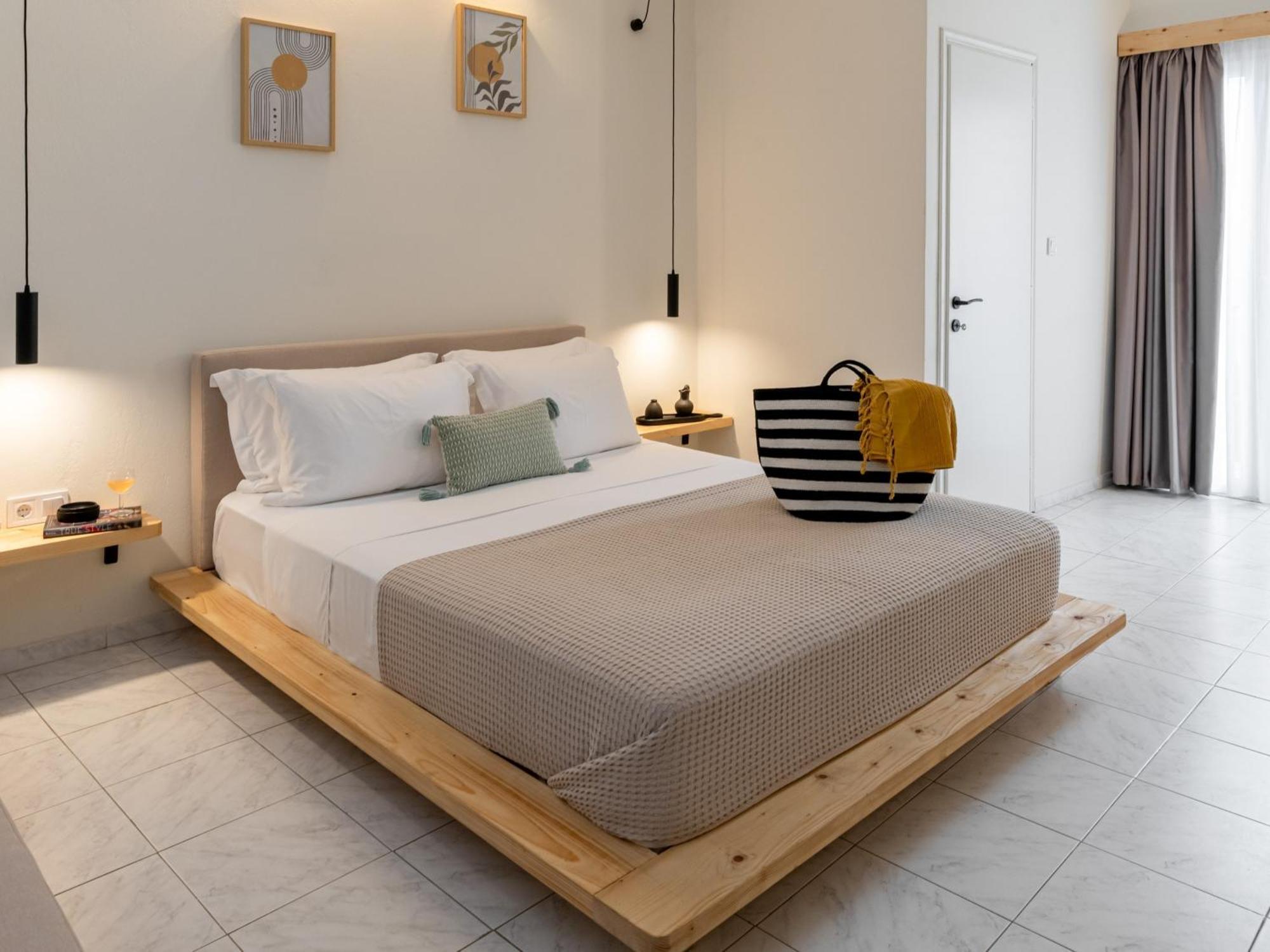 Capella Skiathos, Town Bagian luar foto